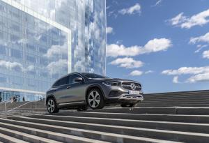 Mercedes-Benz GLA220 d 4Matic Progressive Line 2020 года  (WW)